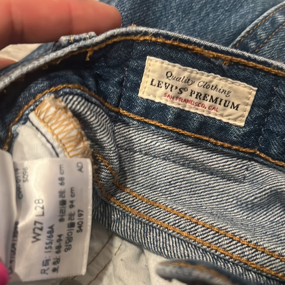 Jeans - Picture 3 of 5